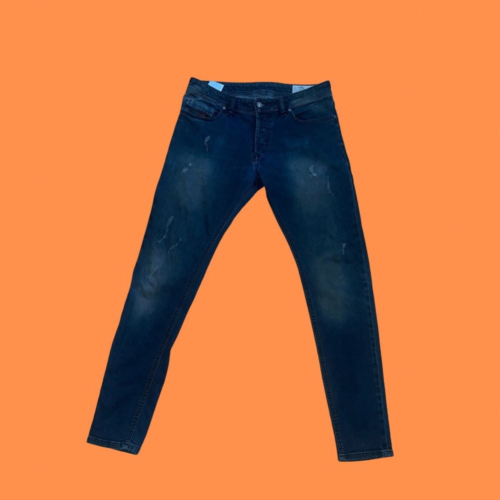 Authentic Diesel Sleenker Slim-Skinny jeans.